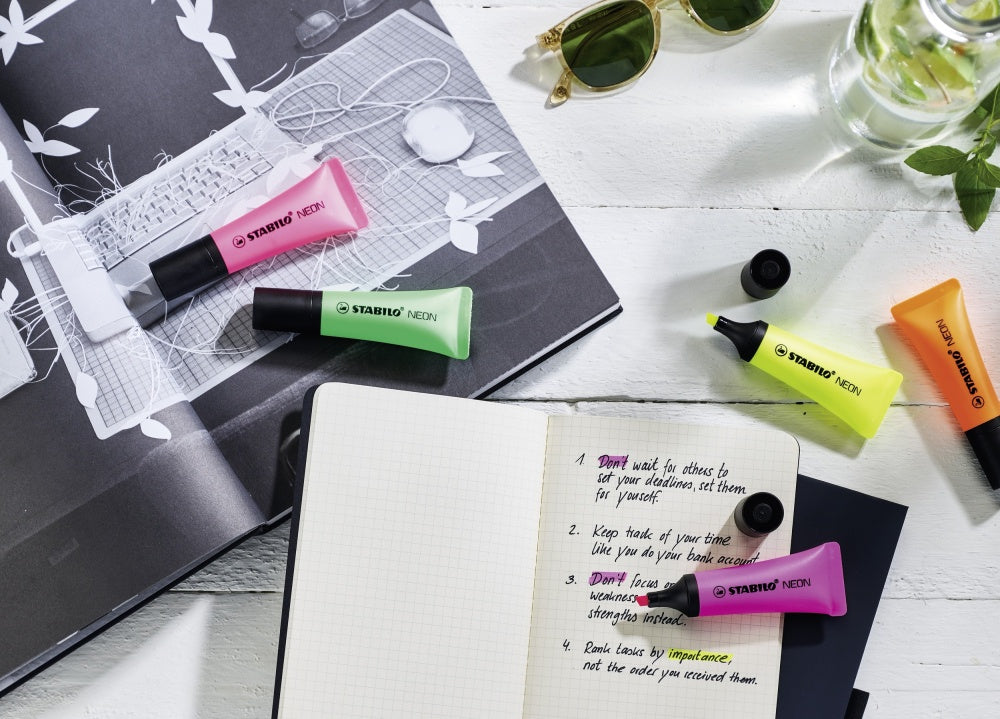 STABILO NEON Highlighter